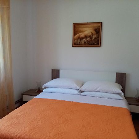 Apartman Violeta Lovran Buitenkant foto