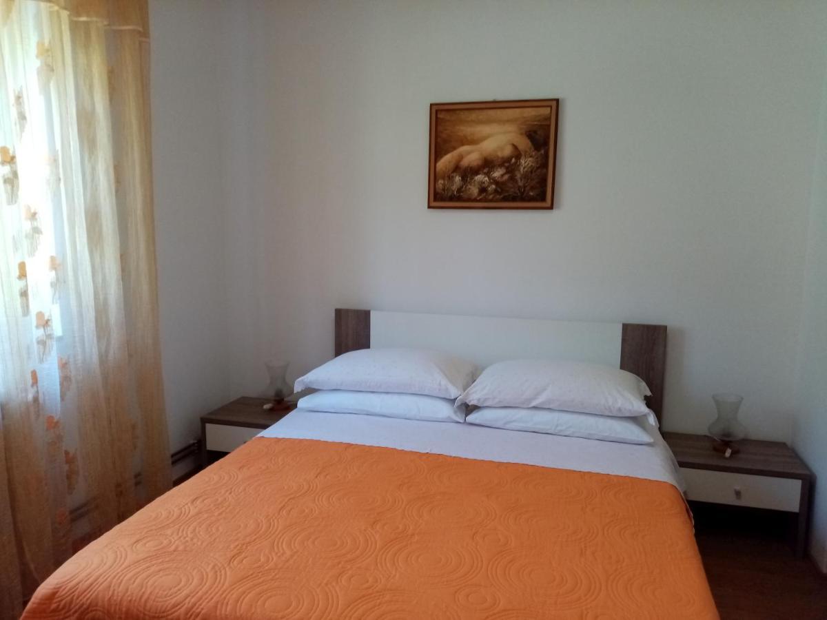 Apartman Violeta Lovran Buitenkant foto
