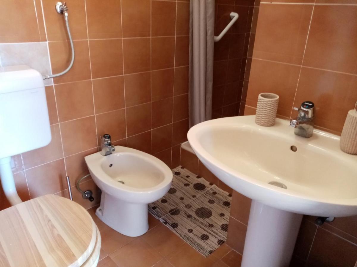 Apartman Violeta Lovran Buitenkant foto